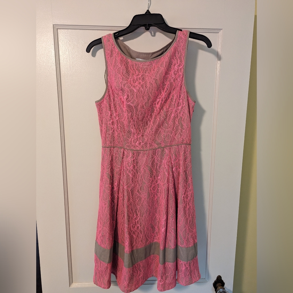 Jessica Simpson pink dress